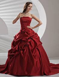 Wahrscheinlich, weil sie nicht so traditionell aussehen und man sich. Farbige Brautkleider Rot Rosa Gold Blau Err Ten Brautkleider Milanoo Com
