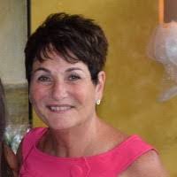 Lynne Brady's Instagram, Twitter & Facebook