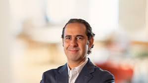 Alejandro Mendoza - Management Consultant | Bain & Company