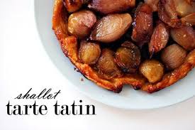 Yes I Know This Tart Looks Like A Lot Of Onions And It Really Really Is In Fact The Caramelised Shallots You Can S Veggie Dishes Foodie Recipes Onion Tart