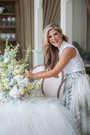 Wedding Planner Headshots Google Search Wedding Planner Outfit Wedding Planner Brand Best Wedding Planner