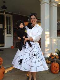 Pin By Christina Murphy On Halloween Galore Cute Halloween Costumes Halloween Outfits Charlotte Web Costume