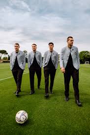 Italian broadcaster rai announced in october 2020 that the winning performer(s) of the sanremo music festival 2021. Giorgio Armani Is Going To Dress Italy S Football Team For Euro 2021 Luxus Plus