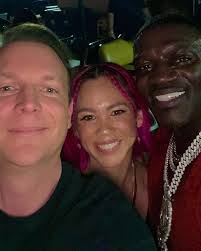 This time last week at @fridayz_live! Brissie and Sydney, you killed the  final leg. What a tour!