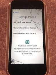 Getting their iphone 13 devices to unlock with paired apple watches. Iphone 5c 16gb White Sprint Smartphone Unlock Cracked Screen Works Iphone Iphone 5c Smartphone