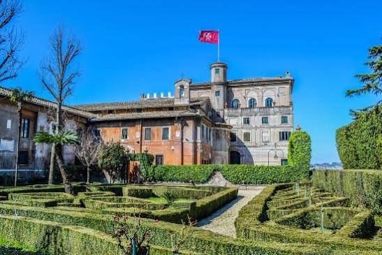 La Villa Magistrale dei Cavalieri di Malta all'Aventino con visita guidata in esclusiva