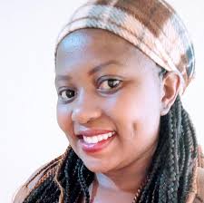 Anerlisa Muigai has today unveiled her hot bod in a swanky cleavage  exposing top and hip-hugging jeans.