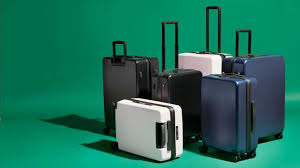 Samsonite omni hardside spinner 20. How To Pick The Best Carry On Luggage For Men Brooklyn Nomad