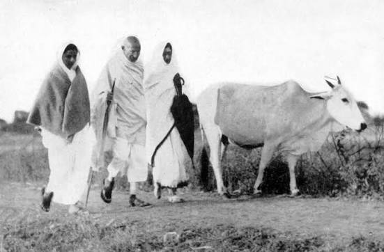 Mahatma Gandhi Photo Gallery - 1933 to 1948 | Life chronology of Mahatma Gandhi