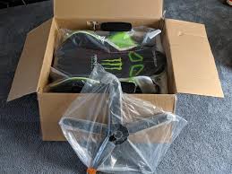 Parts, such as a rotating bracket that can hold a laptop, for example.those modular components are a big part of the master's sales pitch. Dxracer Monster Deluxe Monster Gaming Chair New In Box Classifieds For Jobs Rentals Cars Furniture And Free Stuff