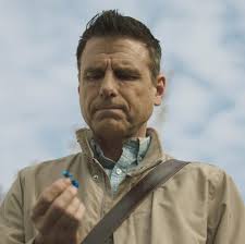 Casualty reveals two David returns in 13 new spoiler pictures