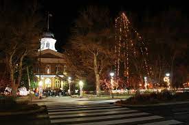 Carson City Lit Up For Christmas Winter Fun City Lights City