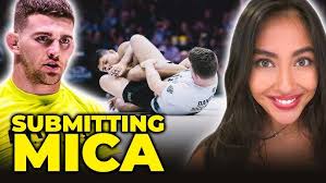 Kayla Hracho is a TOP Atomweight in the world