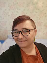 should I post more mirror selfies? 🪞 @FashionNovaCurve Ed Hardy NYC Skull  Cap Sleeve Top