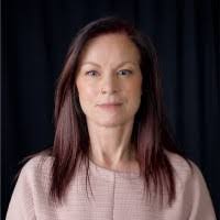 Heather Sills's Instagram, Twitter & Facebook