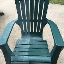 Breathe New Life Renew Into An Oxidized Pvc Deck Chair Ready For Tha Landfill Plastic Outdoor Furniture Plastic Patio Chairs Plastic Garden Furniture