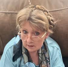 Should David Giuntoli and Jacqueline Toboni stay with Grimm for season 7?