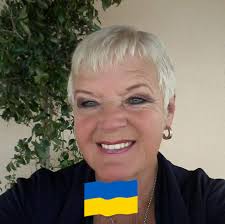 Hi . I am 11 days post op LTHP. My wound was closed with staples (unlike my  RTHP which was stitched closed.) My staples should come out tomorrow but  the state of