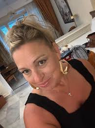 What are some nice state or county parks in the Upper Peninsula for tent  camping in July with modern bathrooms and running water?