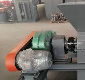 How can a urea lump breaker crusher easily crush urea lumps ...