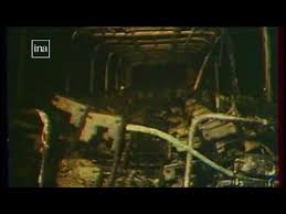 Enfin, bruno accompagne un expert judiciaire venu inspecter un véhicule impliqué dans un terrible accident de la route qui a coûté la vie à une fillette de 10 ans. 1982 L Accident D Autocar De Beaune Youtube