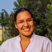 30+ perfiles de «Angela Solis»