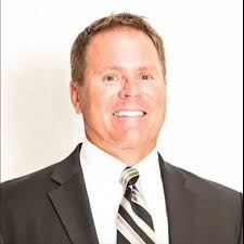 What's Poppin' con-gregation? This week, my bestie and HILARIOUS  comedian/director/ actor/ producer/ icon Kyle Kasabian joins the show to  discuss how in 2019, reality television stars Todd and Julie Chrisley were  charged