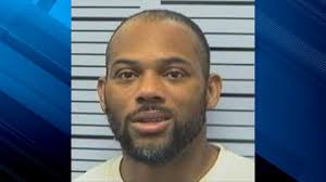 Grady Mckinney's Instagram, Twitter & Facebook