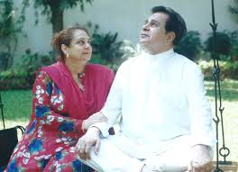 A tweet by ani read, veteran actor dilip kumar has been admitted to pd hinduja hospital in mumbai. State Funeral For Dilip Kumar Saira Banu In A Daze Bollywood News Verve Times