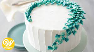 Damit sie fest am platz bleiben, habe ich vorher die oberfläche mit geschmolzener ganache dünn. Torten Verzieren Mit Spritzbeutel Tullenarten Anleitungen