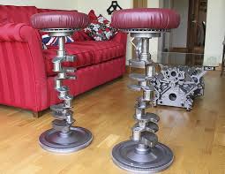 Crankshaft Stool The Garage Journal Board Mobel Aus Autoteilen Garagen Mobel Schrottplatzkunst