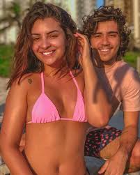 Mabel calzolari fez parte do elenco da novela orgulho e paixão, da globo. Joao Fernandes Anuncia Que Vai Ser Pai Aos 20 Anos