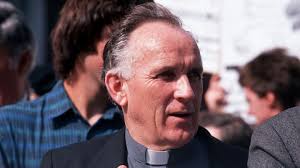 Unionists seek extradition of priest who became IRA bomb maker