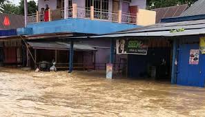 Banjir langganan ini terjadi akibat pembangunan dan tata kota yang buruk. Banjir Antropogenik Dan Demokrasi Mongabay Co Id Mongabay Co Id