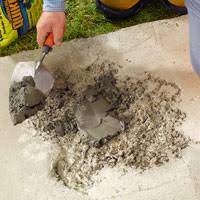 There are different types of patching compound available in the market and different problems require different type of solutions. Quikrete Repairing Concrete Steps