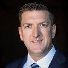 Travis Ransom's Instagram, Twitter & Facebook