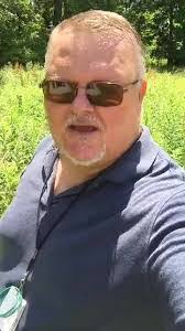 Carl Bachtel's Instagram, Twitter & Facebook