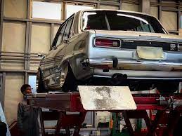 足まわり総取り替え 低くても走れる美脚に 発売前の車高調 試走 もうすぐ発表 こりゃええわ 車高調 リアスプリング40kg装着 50kgでも良いかも フルタップ車高調 ハコスカ ケンメリ ブタケツ ローレル サメブル ニッサン ハコスカ スカイライン