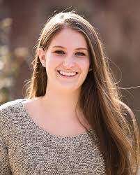 Kim Abrams's Instagram, Twitter & Facebook