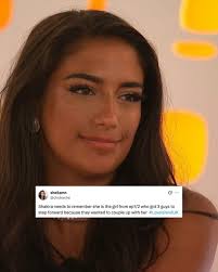 Just caught up with last night and anyone who says Shakira is fake, playing  a game really need to give their head a wobble. That girl is 💯 true to  herself and