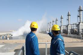 وقّع العراق ومصر 15 مذكرة تفاهم وبرنامج تعاون في مجالات مختلفة بينها الإعمار، فيما توافق البلدان على سرعة تفعيل مجموعة من المشروعات تنفذها شركات مصرية، وفق آلية النفط مقابل إعادة الإعمار. ÙƒÙˆÙ†Ø§ Ù…Ø´Ø±ÙˆØ¹ Ø§Ù„Ù†ÙØ· Ø§Ù„Ø«Ù‚ÙŠÙ„ Ù‚ÙŠÙ…Ø© Ù…Ø¶Ø§ÙØ© Ù„Ù„Ø§Ù‚ØªØµØ§Ø¯ Ø§Ù„ÙˆØ·Ù†ÙŠ ÙˆØªÙ†ÙˆÙŠØ¹ Ù„Ù…Ù†ØªØ¬Ø§Øª Ø§Ù„ÙƒÙˆÙŠØª Ø§Ù„Ø¨ØªØ±ÙˆÙ„ÙŠØ© Ø·Ø§Ù‚Ø© 24 07 2020