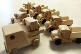 Holzspielzeug selber bauen und vieles mehr! Originelles Holzspielzeug Furs Kinderzimmer Selber Basteln
