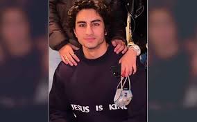 Saif ali khan'in şu anki karısı. Saif Ali Khan S Son Ibrahim Ali Khan Rocks His Latest Indian Avatar The 21st Century Boy Looks Royal In A Sherwani