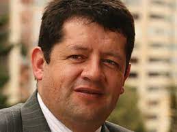 Lamentamos mucho el fallecimiento de john jairo ocampo, un amigo personal, fiel y gran compañero de trabajo. John Jairo Ocampo Se Refiere A La Convocatoria Al Documental Medios Conflicto Y Paz Rtvc Sistema De Medios Publicos