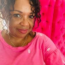 Toni Wilder's Instagram, Twitter & Facebook