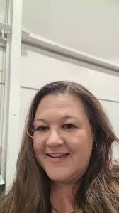 Amanda Leclair's Instagram, Twitter & Facebook