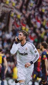 Pin By Shaunak Torgatti On ريال مدريد Real Madrid Team Real Madrid Football Sports Celebrities