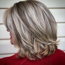 33 Youthful Hairstyles And Haircuts For Women Over 50 In 2021