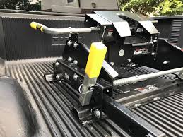Nissan titan 2017, a20 series 5th wheel hitch by curt®. Demco 5th Wheel Rail Adapter For Nissan Titan Xd Oem 5th Wheel Towing Prep Package 21 000 Lbs Demco Accessories And Parts Dm6200