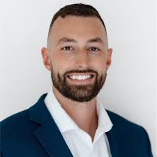 Everyone fails. Anyone you see succeeding is only succeeding at the things  you're paying attention to—I guarantee they are also failing at lots of  other things. The people I respect most are